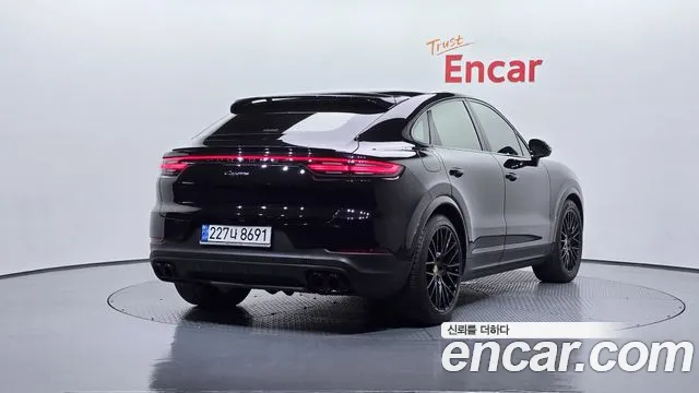 Porsche Cayenne 2020 — фото 2