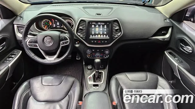 Jeep Cherokee 2018 — фото 7