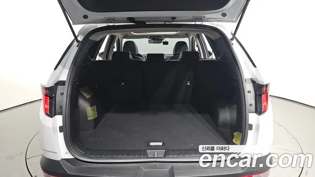 Hyundai Tucson 2023 — фото 20