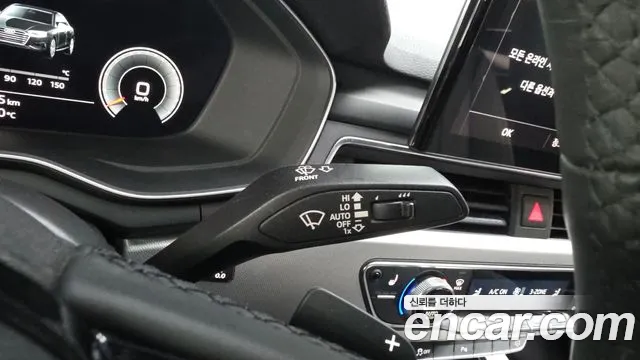 Audi A4 2021 — фото 17