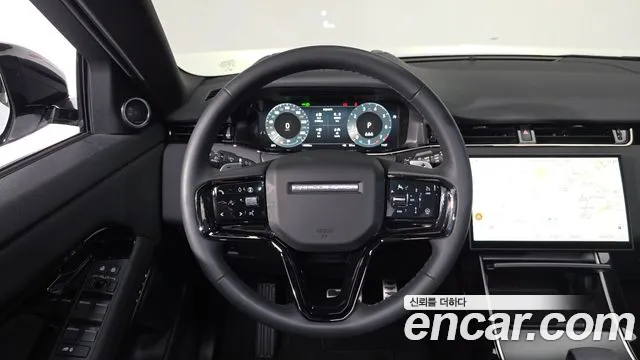 Land Rover Range Rover Evoque 2024 — фото 12