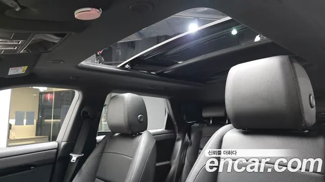 Land Rover Range Rover Evoque 2024 — фото 17