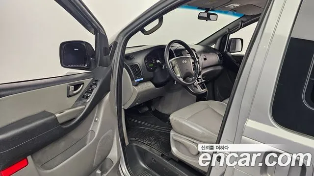 Hyundai Starex 2014 — фото 10