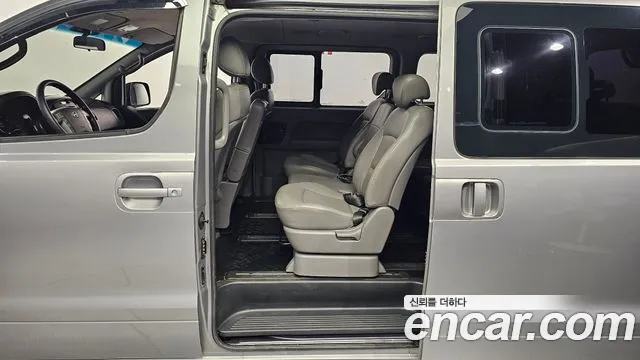 Hyundai Starex 2014 — фото 11
