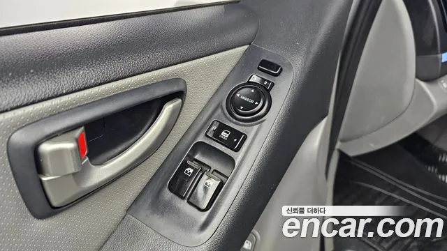 Hyundai Starex 2014 — фото 13