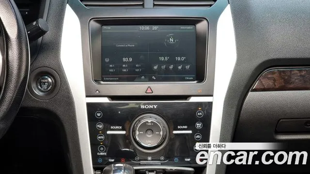 Ford Explorer 2015 — фото 14