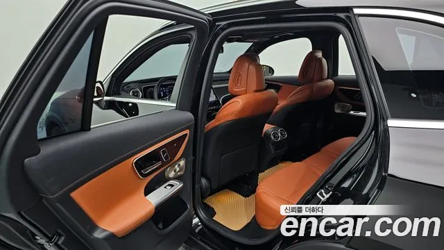 Mercedes-Benz GLC-Class 2025 — фото 12