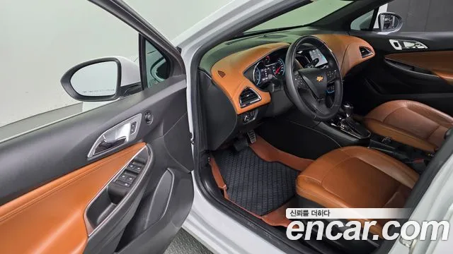 ChevroletGMDaewoo Cruze 2017 — фото 12