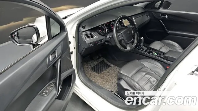 Peugeot 508 2014 — фото 12