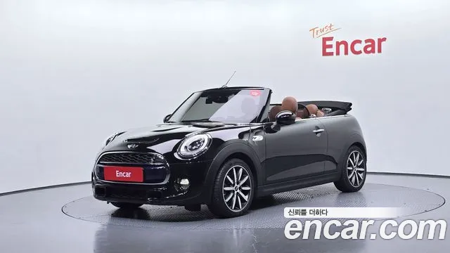 Mini Cooper Convertible 2017 — фото 3