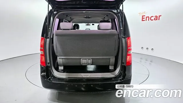 Hyundai Starex 2016 — фото 20