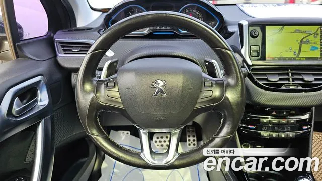 Peugeot 2008 2015 — фото 13