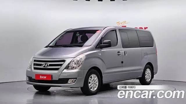 Hyundai Starex 2016 — фото 1