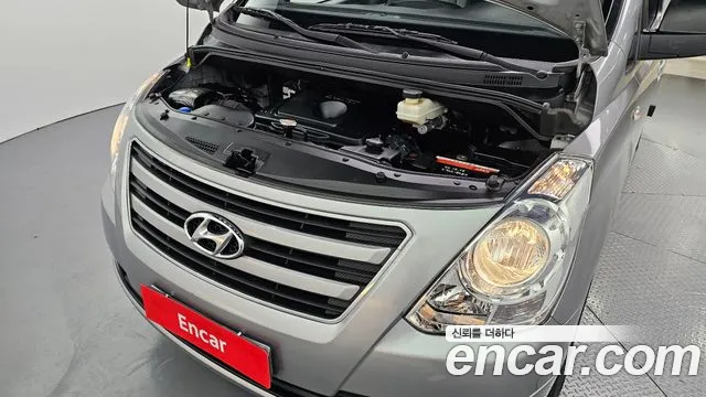 Hyundai Starex 2016 — фото 6