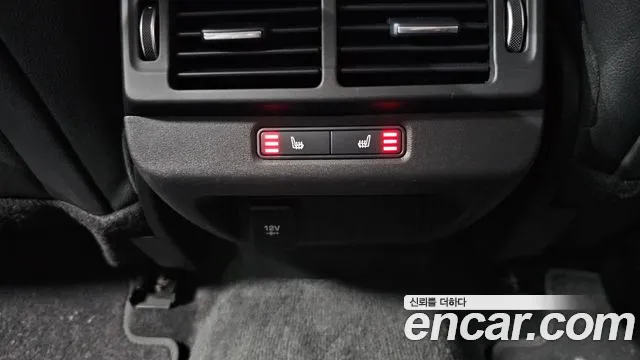 Land Rover Range Rover Evoque 2020 — фото 18