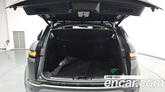Land Rover Range Rover Evoque 2020 — фото 19
