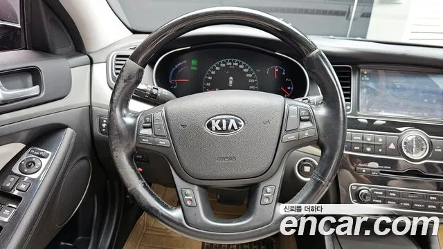 Kia K7 2015 — фото 13