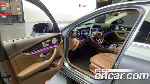 Mercedes-Benz E-Class 2020 — фото 10