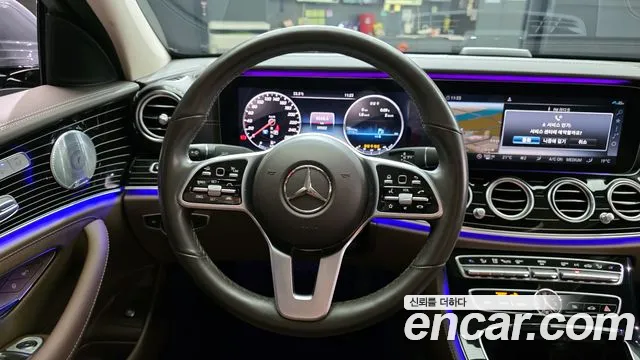 Mercedes-Benz E-Class 2020 — фото 13