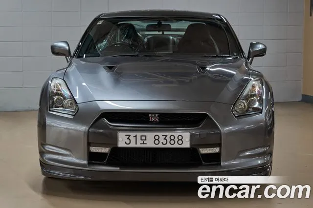Nissan GT-R 2008 — фото 3
