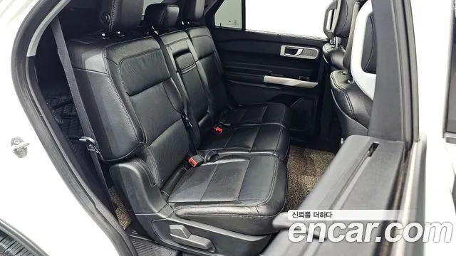 Ford Explorer 2020 — фото 12