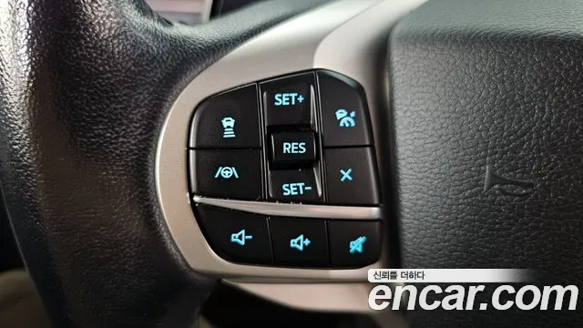 Ford Explorer 2020 — фото 18