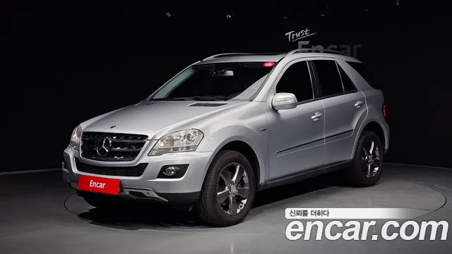 Mercedes-Benz M-class 2010 — фото 1
