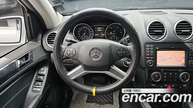 Mercedes-Benz M-class 2010 — фото 13