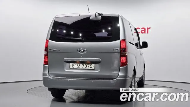 Hyundai Starex 2017 — фото 4