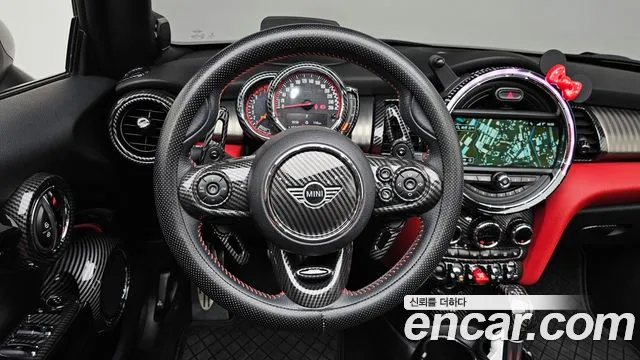 Mini Cooper Convertible 2019 — фото 13