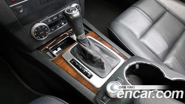 Mercedes-Benz GLK-Class 2011 — фото 9