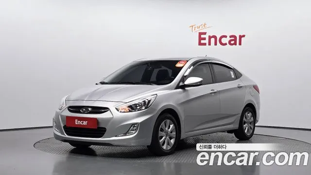 Hyundai Accent 2016 — фото 1