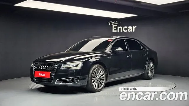Audi A8 2011 — фото 1