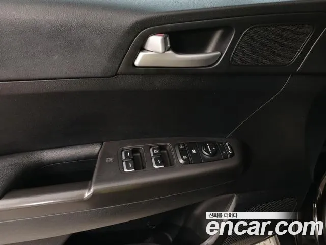 Kia Sportage 2018 — фото 10