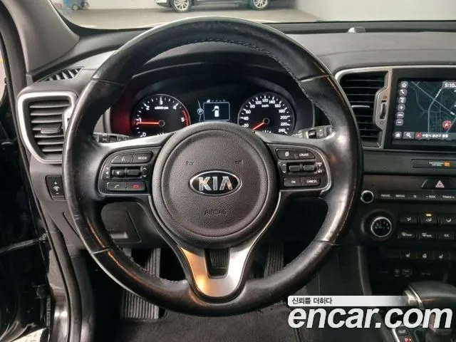 Kia Sportage 2018 — фото 11