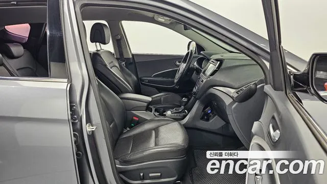 Hyundai Santafe 2016 — фото 10