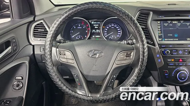 Hyundai Santafe 2016 — фото 13