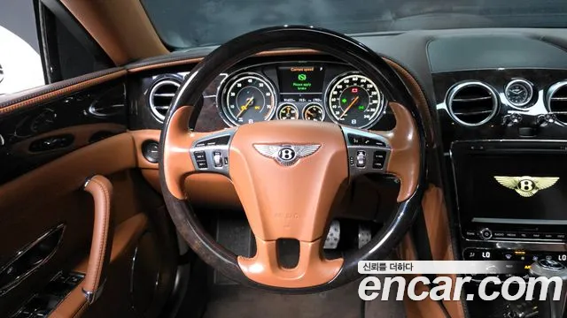 Bentley Flying Spur 2016 — фото 13