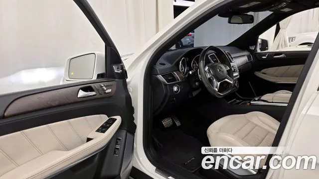 Mercedes-Benz GL-Class 2015 — фото 10