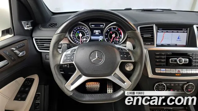 Mercedes-Benz GL-Class 2015 — фото 13
