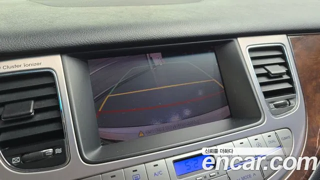 Hyundai Genesis 2011 — фото 15