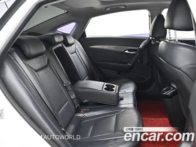 Hyundai i40 2014 — фото 12