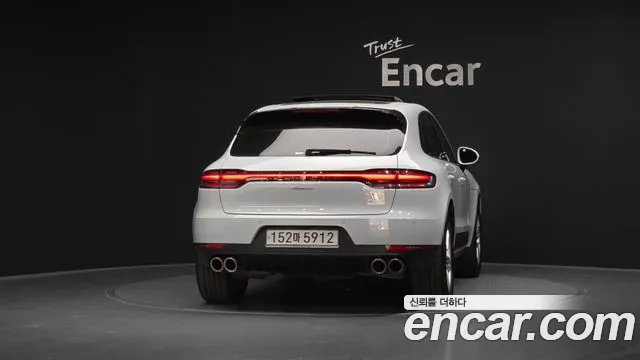 Porsche Macan 2019 — фото 4