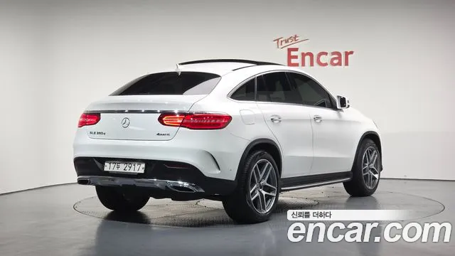 Mercedes-Benz GLE-Class 2018 — фото 2