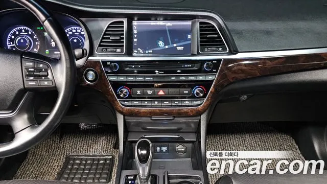 Hyundai Aslan 2015 — фото 16