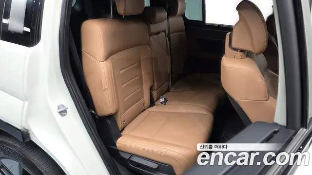 Hyundai Santafe 2024 — фото 11