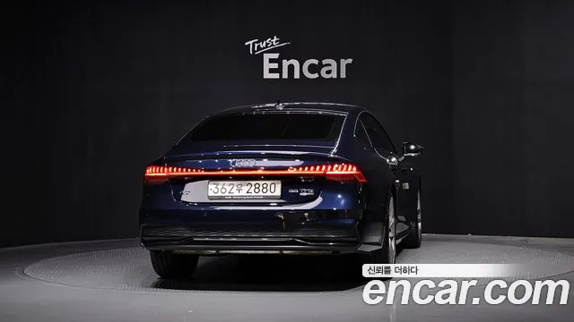 Audi A7 2023 — фото 4