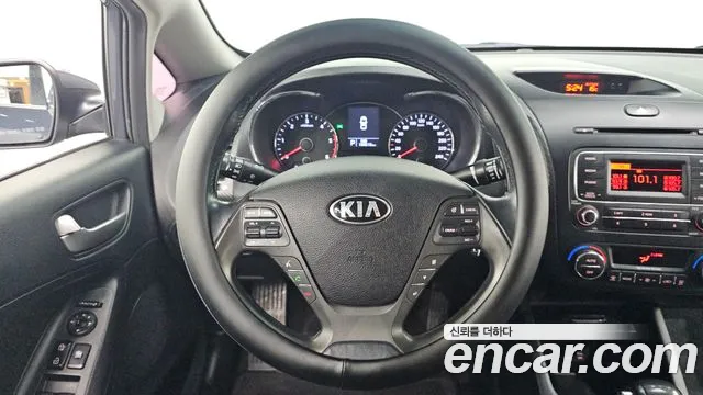Kia K3 2015 — фото 13