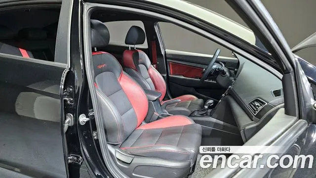 Hyundai AVANTE 2018 — фото 12