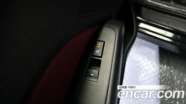 Hyundai AVANTE 2018 — фото 20